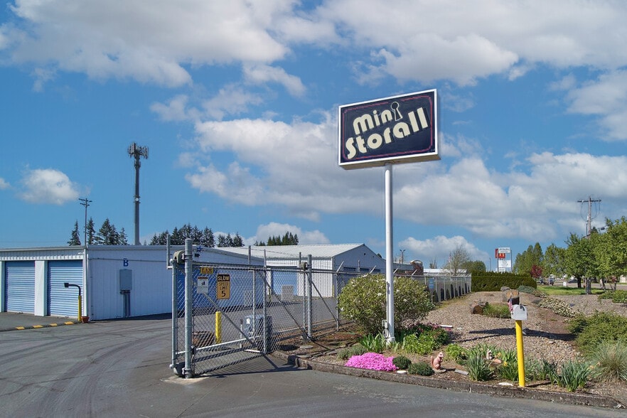 931 N 1st St, Silverton, OR for sale - Building Photo - Image 1 of 1