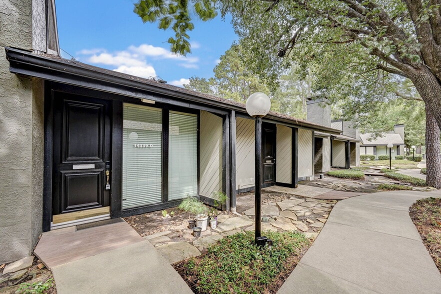 14339 Torrey Chase Blvd, Houston, TX for sale - Building Photo - Image 2 of 7