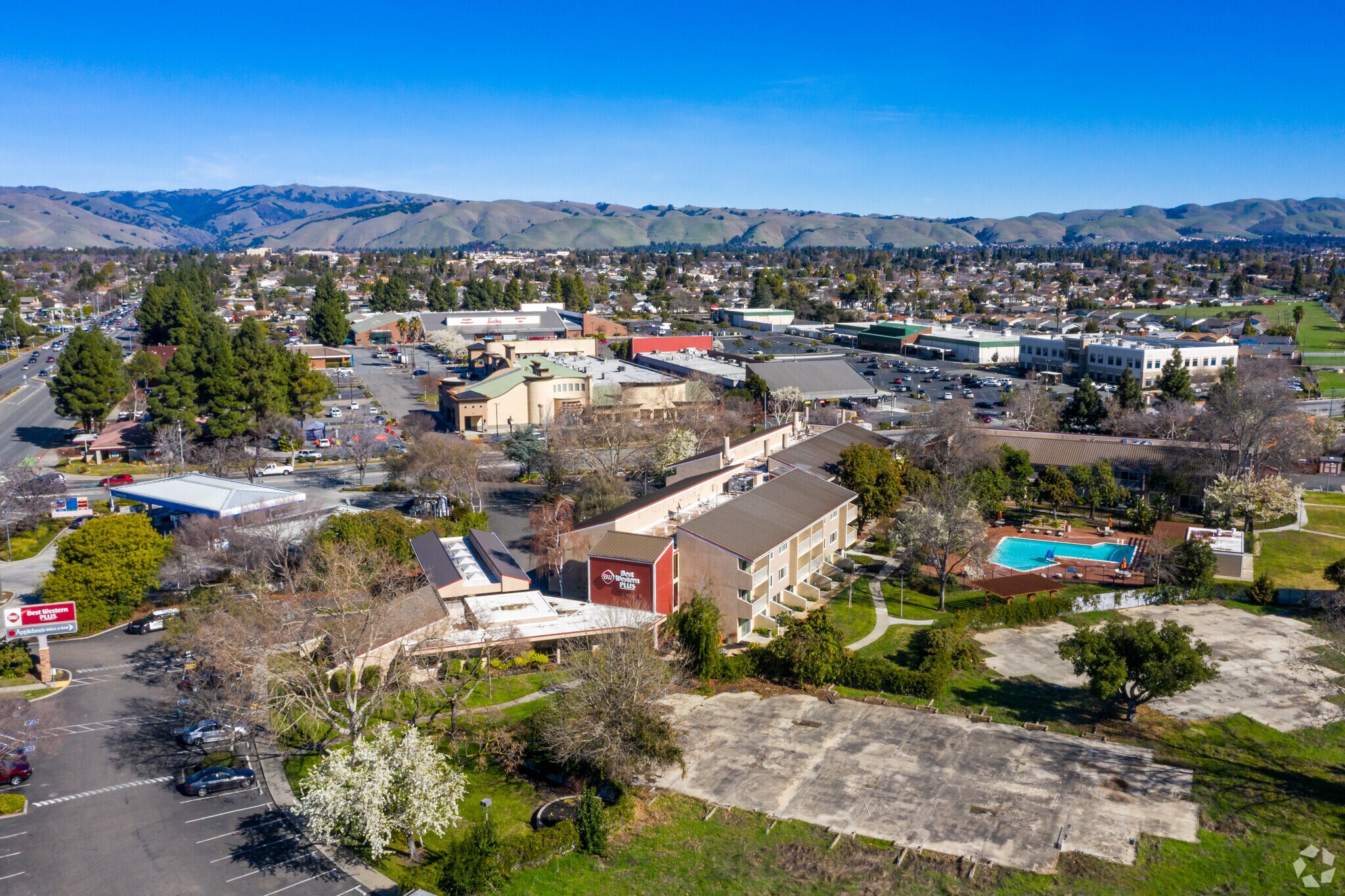 5400 Mowry Ave, Fremont, CA 94536 Best Western Plus Garden Court Inn