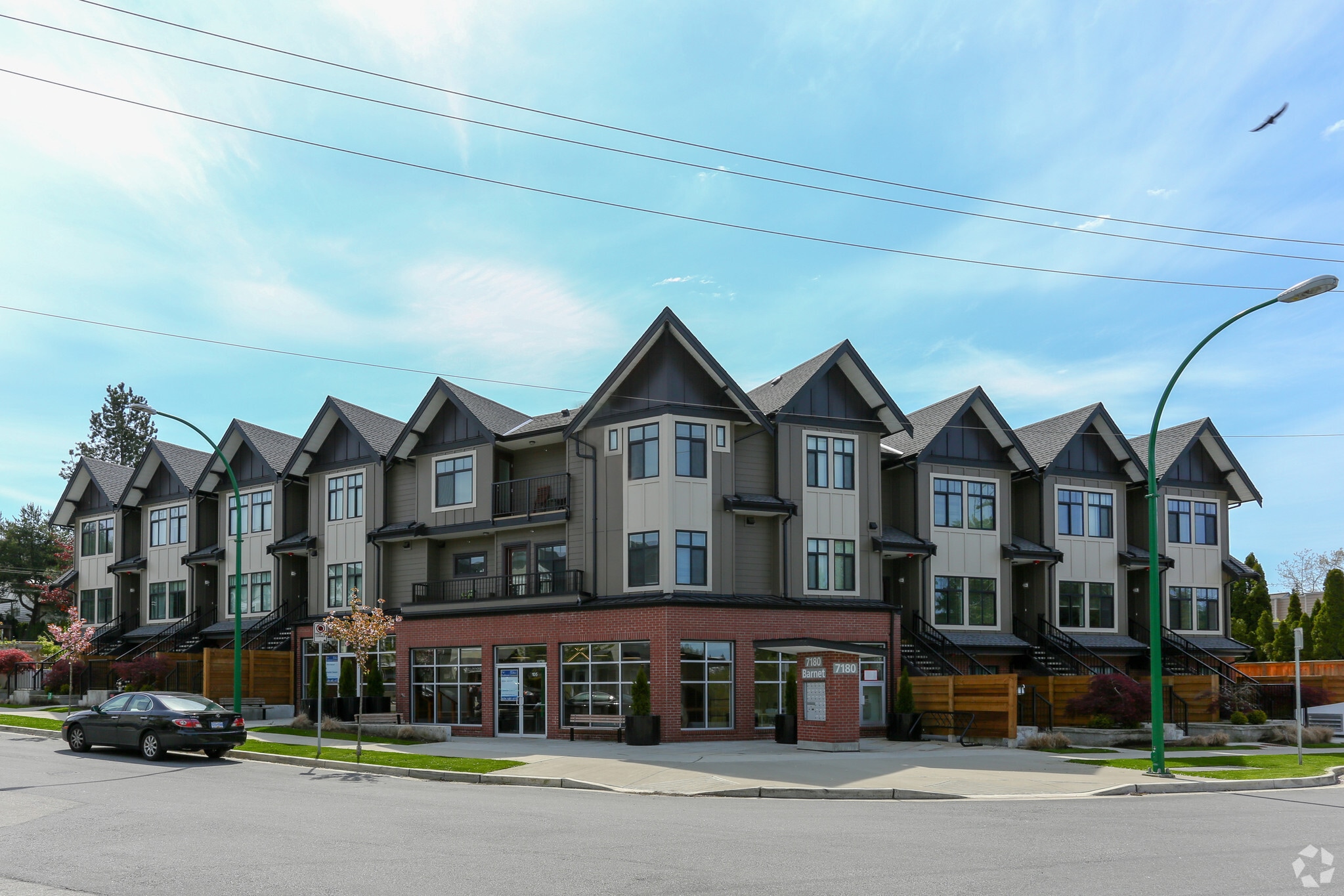 7180 Barnet Rd, Burnaby, BC for sale Primary Photo- Image 1 of 1