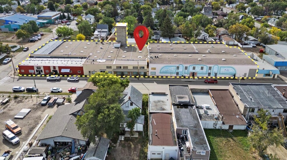 461 Athabasca St E, Moose Jaw, SK for lease - Aerial - Image 2 of 18