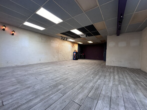 1601-1607 E Wardlow Rd, Long Beach, CA for lease Interior Photo- Image 2 of 3