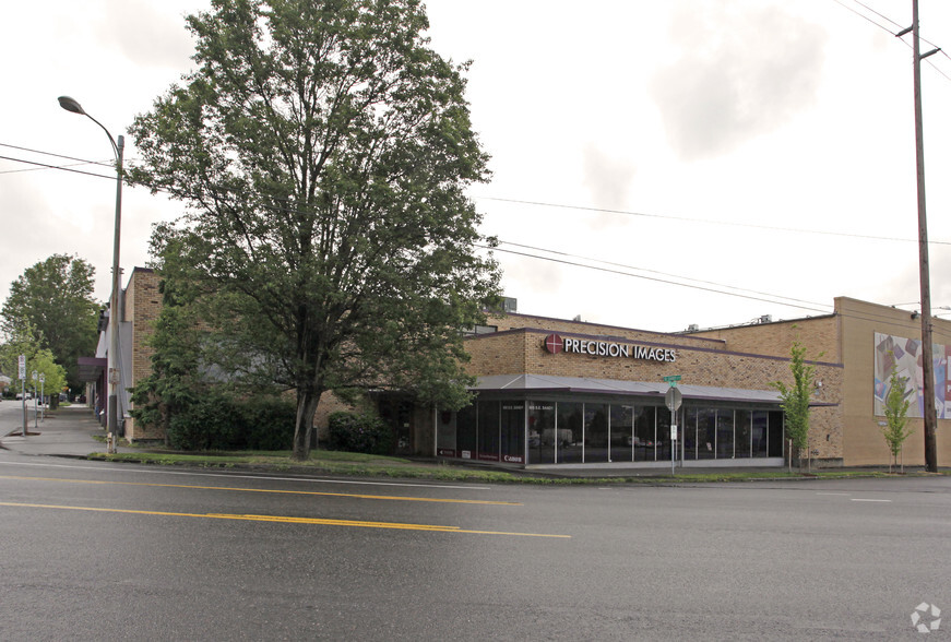 900 SE Sandy Blvd, Portland, OR for lease - Primary Photo - Image 2 of 8