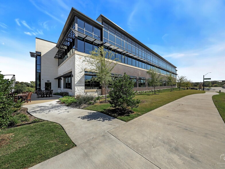 7330 Stonebrook Pky, Frisco, TX for lease - Building Photo - Image 3 of 35