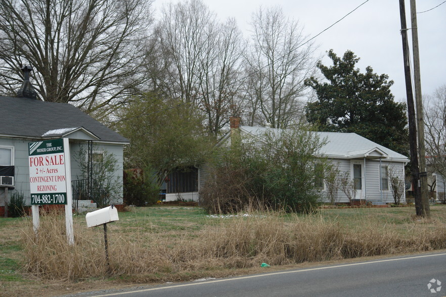 3004 Wesley Chapel Stouts Rd, Monroe, NC for sale - Building Photo - Image 2 of 3