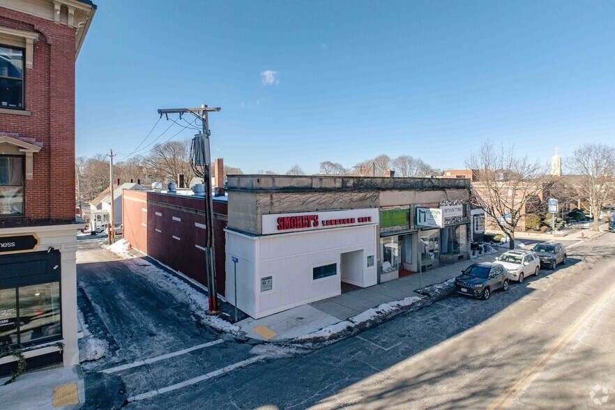 367 Main St, Stoneham, MA for lease - Primary Photo - Image 1 of 4