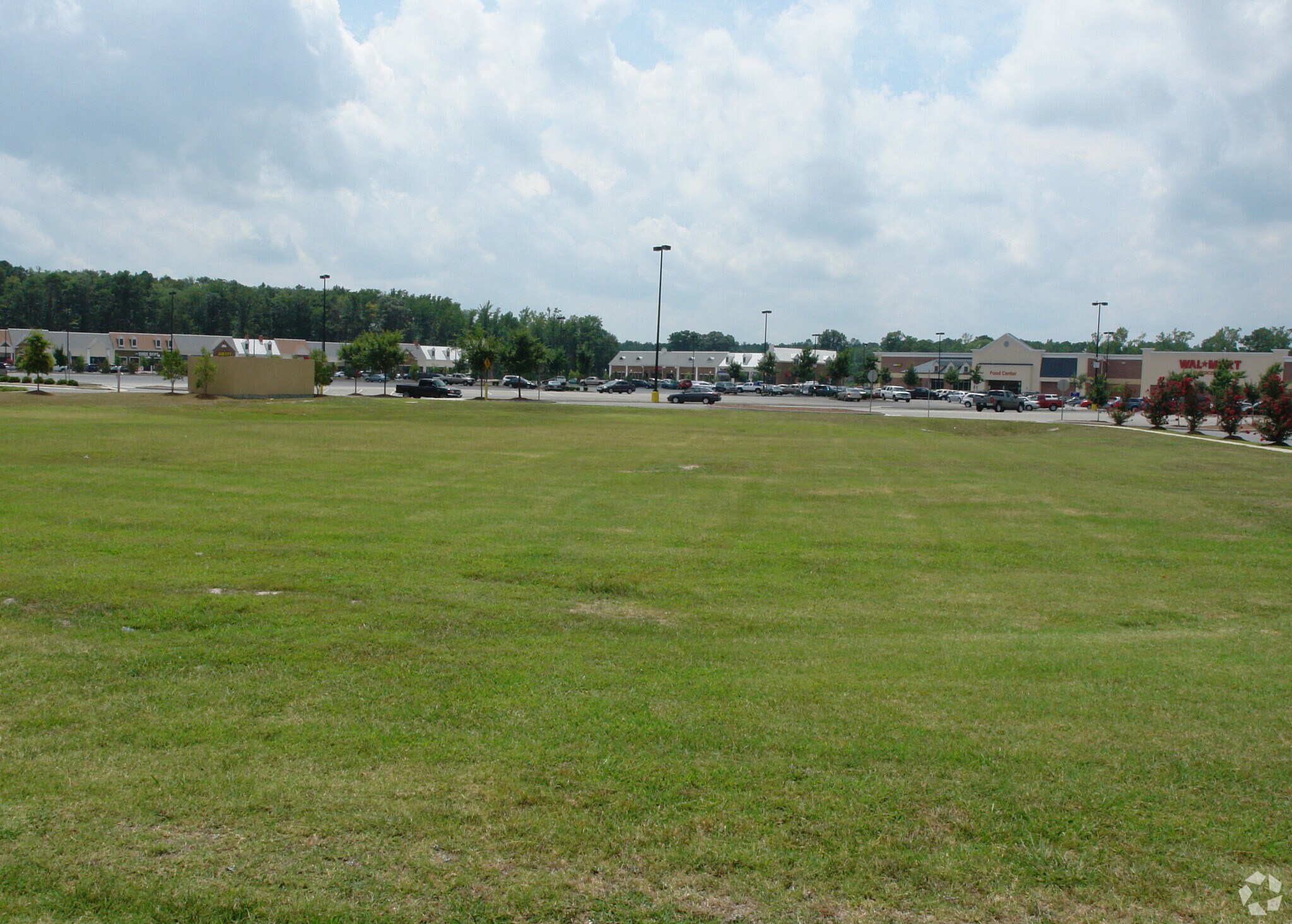 Grassfield Pky, Chesapeake, VA for sale Primary Photo- Image 1 of 1