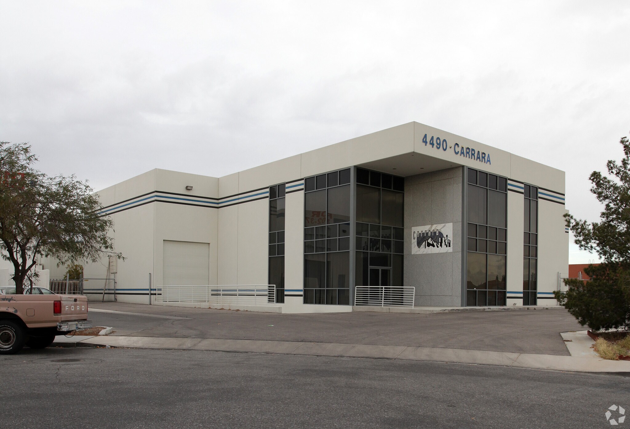 4490 Business Center Way, Las Vegas, NV for sale Primary Photo- Image 1 of 1