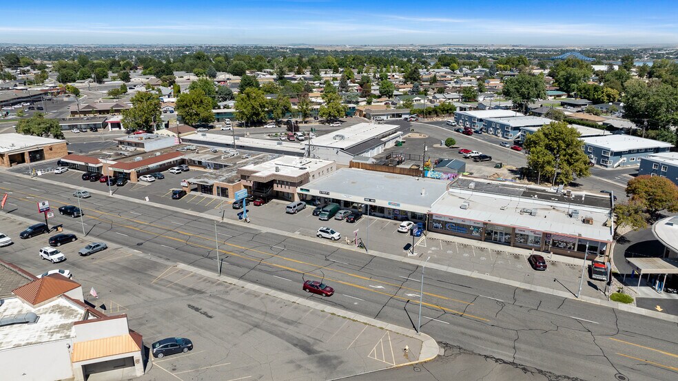 34-112 Vista Way, Kennewick, WA for sale - Primary Photo - Image 1 of 1