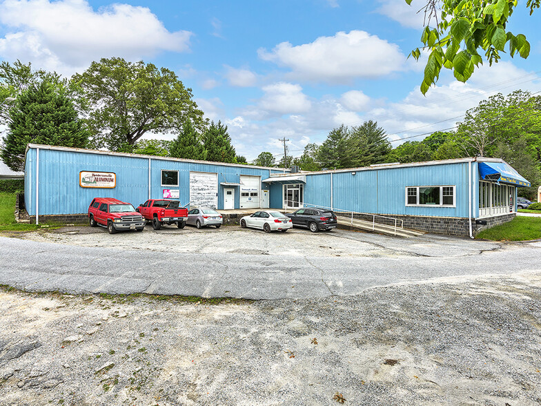 512 Kanuga Rd, Hendersonville, NC for lease - Building Photo - Image 1 of 20