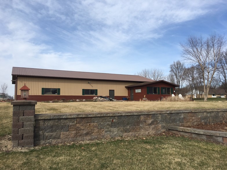 1100 S Pleasant Hill Blvd, Pleasant Hill, IA for sale - Primary Photo - Image 1 of 1