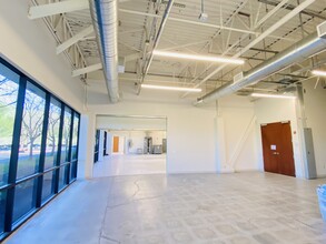 5225 Hellyer Ave, San Jose, CA for lease Building Photo- Image 2 of 10