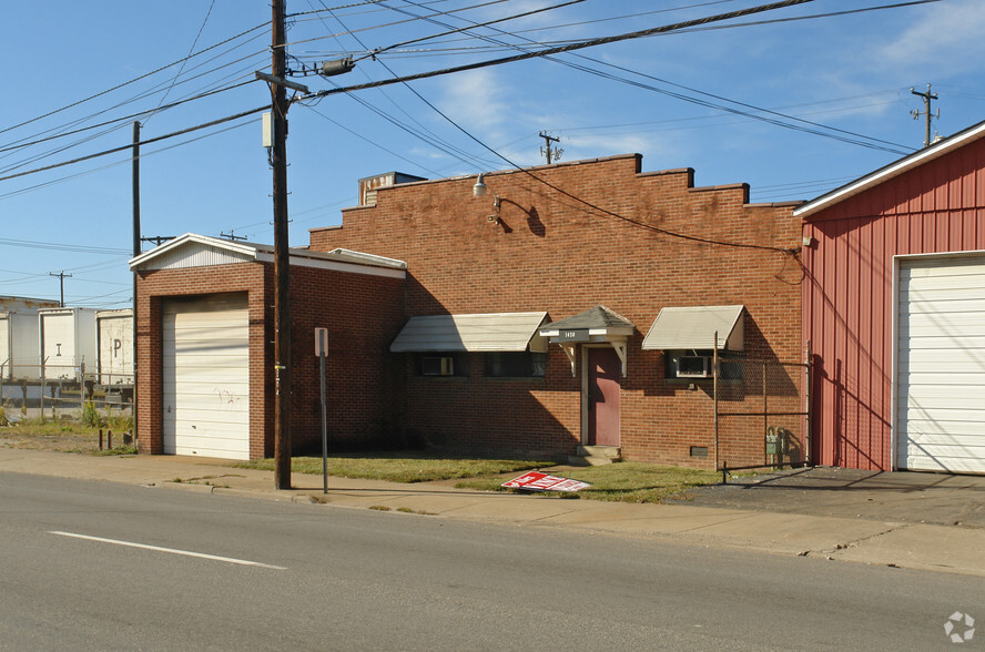 1420 Adams Ave, Huntington, WV for lease - Building Photo - Image 2 of 10