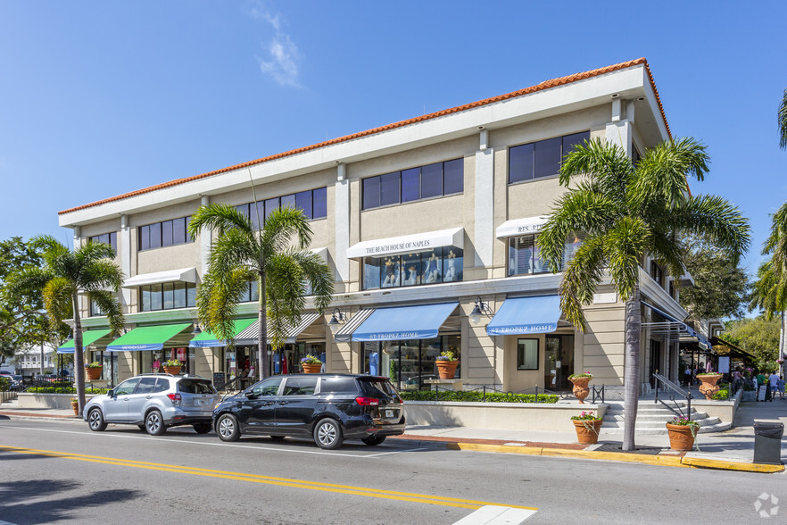 1300 3rd St S, Naples, FL for lease - Primary Photo - Image 1 of 3