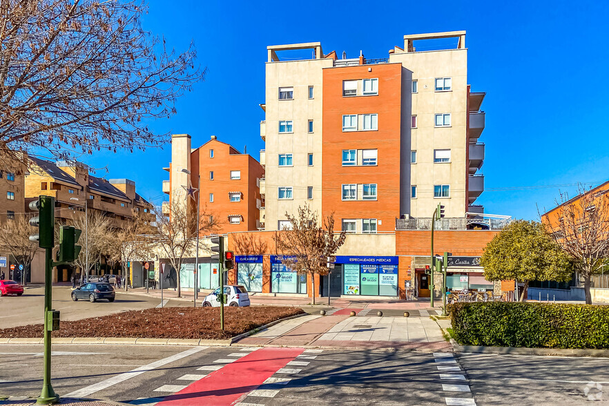 Avenida Juan Carlos i, 14, Alcalá De Henares, Madrid for lease - Primary Photo - Image 1 of 3