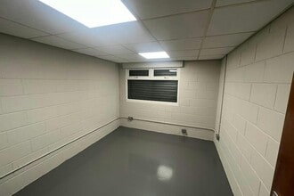 25 Clydesmill Rd, Glasgow for lease Interior Photo- Image 2 of 4