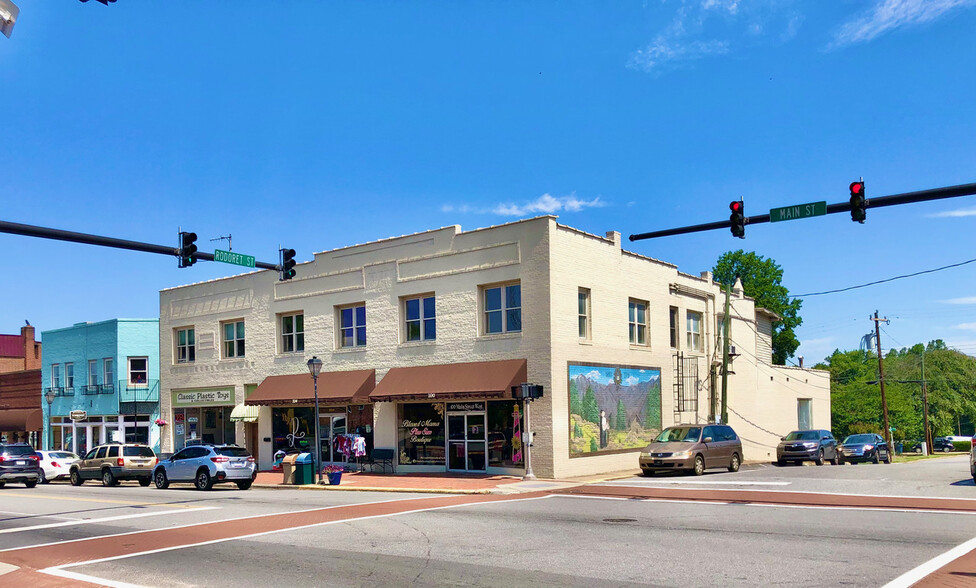 100-108 Main St W, Valdese, NC for sale - Building Photo - Image 1 of 1