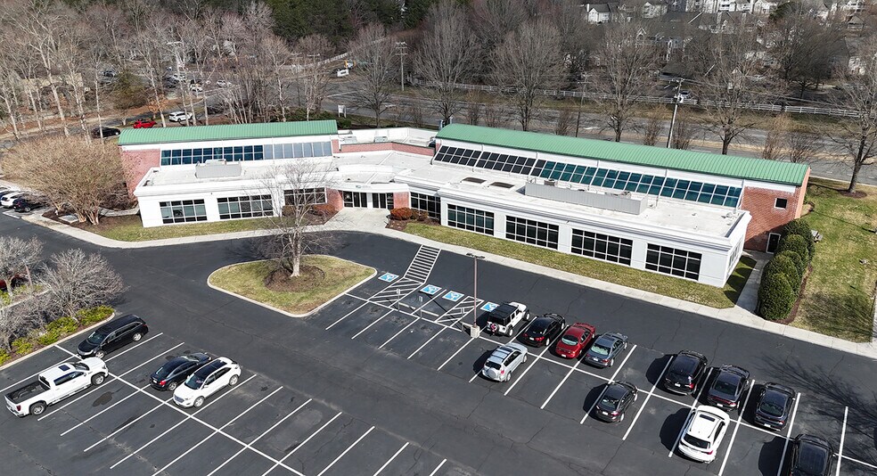 11601 Robious Rd, Midlothian, VA for lease - Building Photo - Image 1 of 5