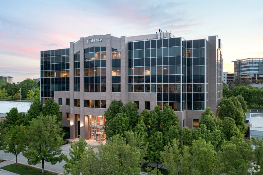 150 W Civic Center Dr, Sandy, UT for lease - Building Photo - Image 3 of 16