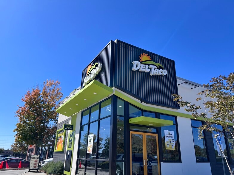 6705 Jonesboro Rd, Morrow, GA for lease - Building Photo - Image 1 of 6