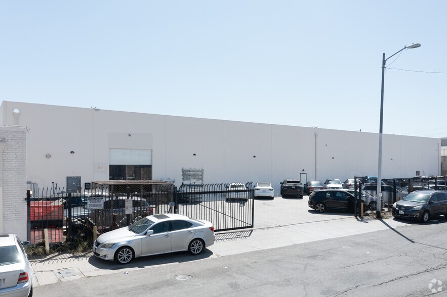 7020 Stanford Ave, Los Angeles, CA for sale - Building Photo - Image 2 of 6