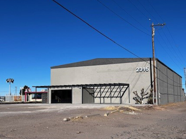 2315 S Valley Dr, Las Cruces, NM for lease - Primary Photo - Image 1 of 1