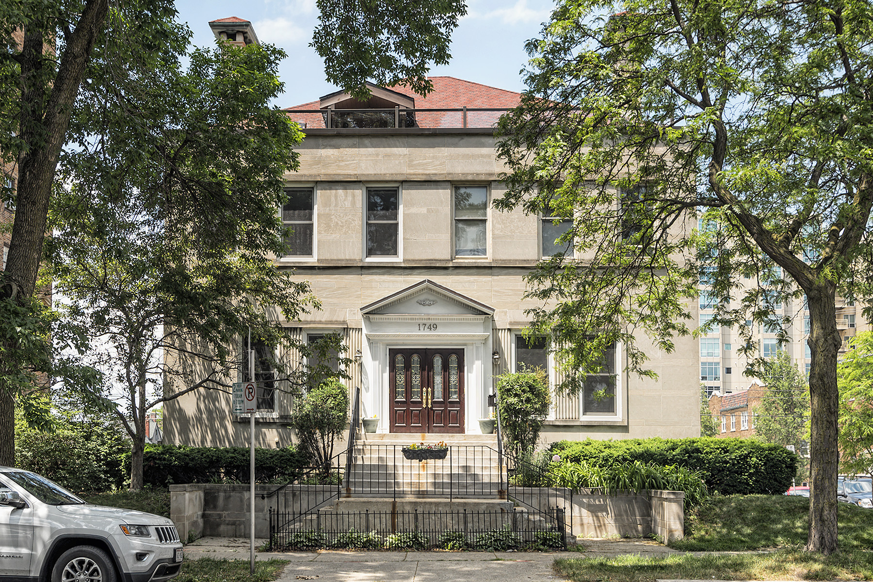 1749 N Prospect Ave, Milwaukee, WI for sale Building Photo- Image 1 of 15