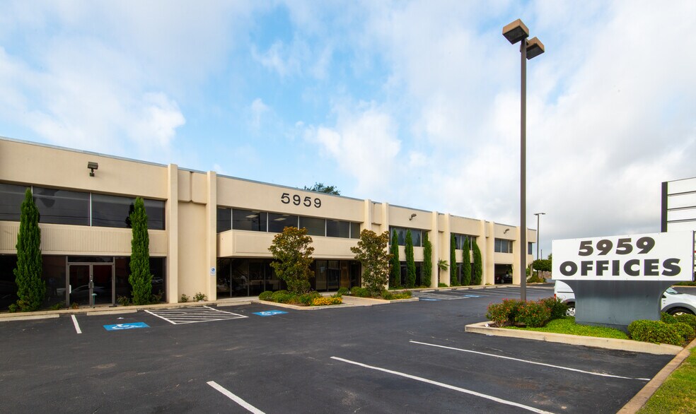 5959 Westheimer Rd, Houston, TX 77057 The Offices at Westheimer
