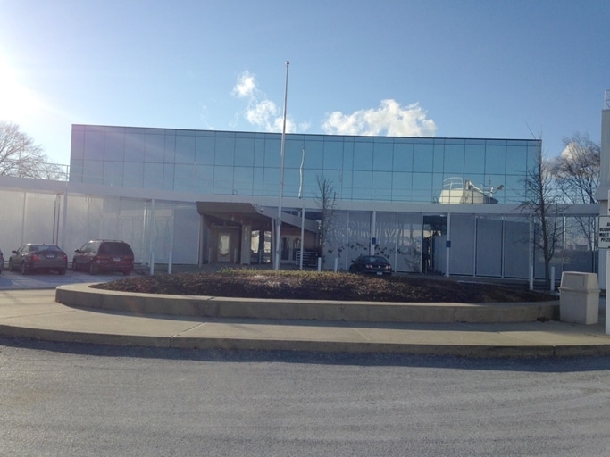 541 Eastern Point Rd, Groton, CT for lease - Primary Photo - Image 1 of 8