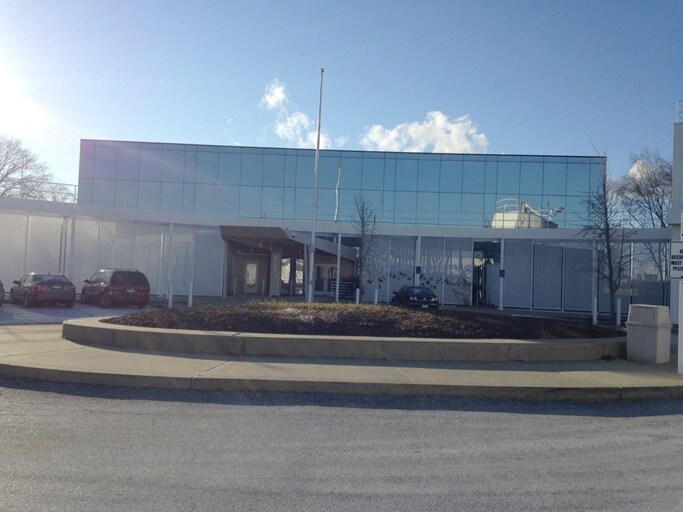 541 Eastern Point Rd, Groton, CT for lease Primary Photo- Image 1 of 9