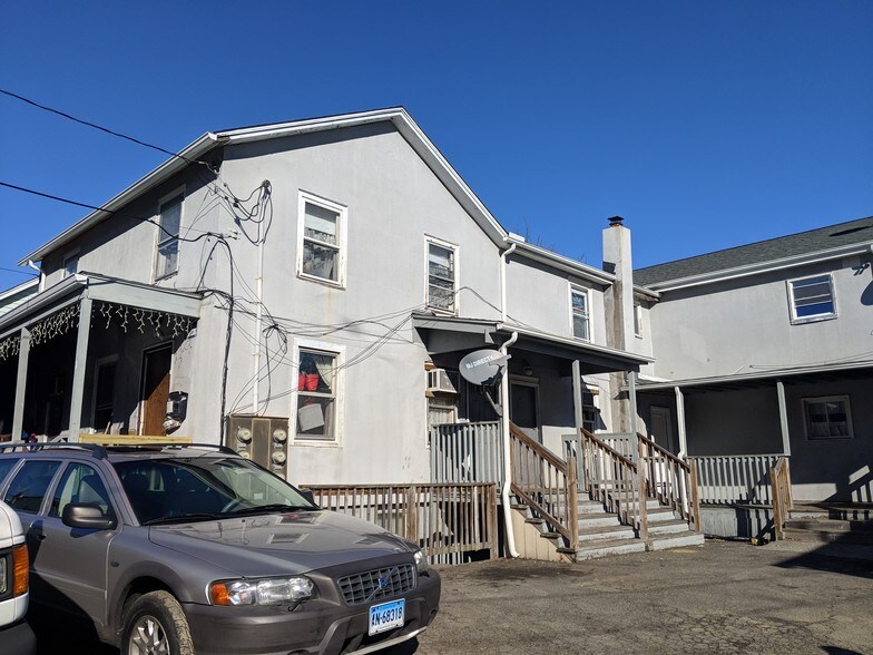 7 Spruce St, Stamford, CT 06902