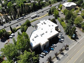 9570 SW Barbur Blvd, Portland, OR - aerial  map view