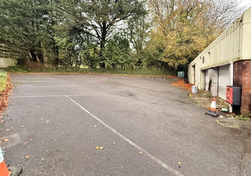 38 Fore St, Ivybridge for lease - Building Photo - Image 3 of 4