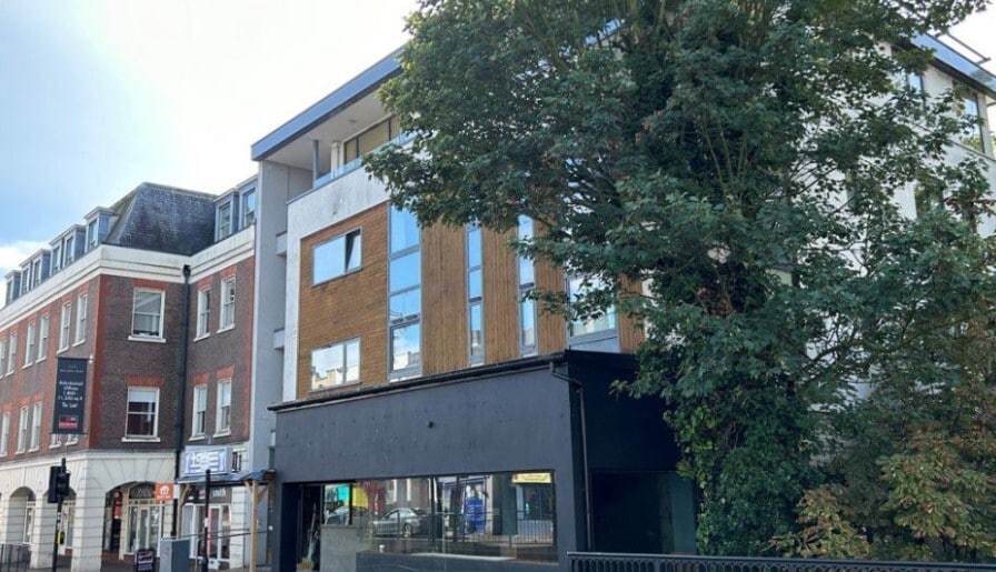 14-16 Clarence St, Staines for sale Primary Photo- Image 1 of 1