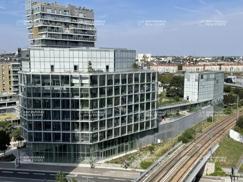 1 Ter Mail Pablo Picasso, Nantes for lease - Building Photo - Image 3 of 15