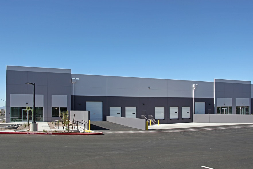 4305 N Lamb Blvd, Las Vegas, NV for lease - Building Photo - Image 3 of 8