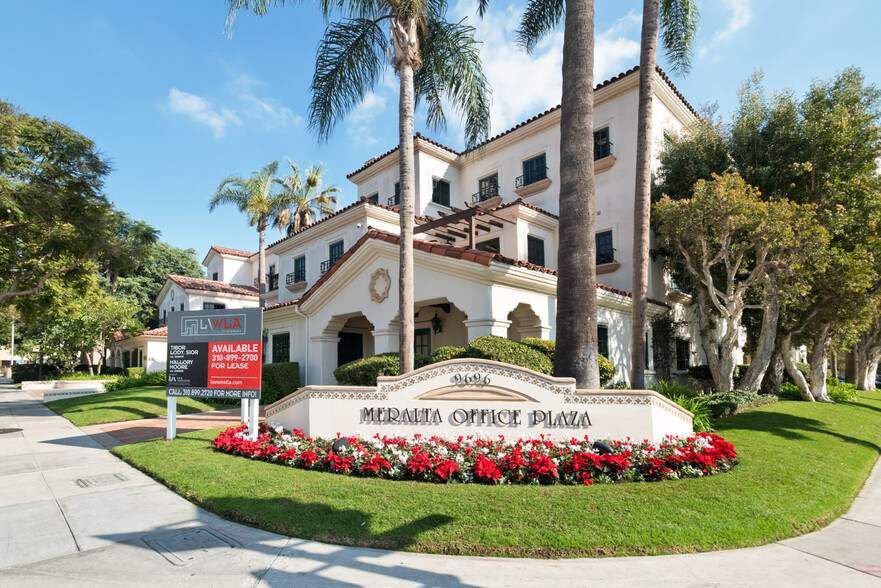 9696 Culver Blvd, Culver City, CA for lease - Primary Photo - Image 1 of 17