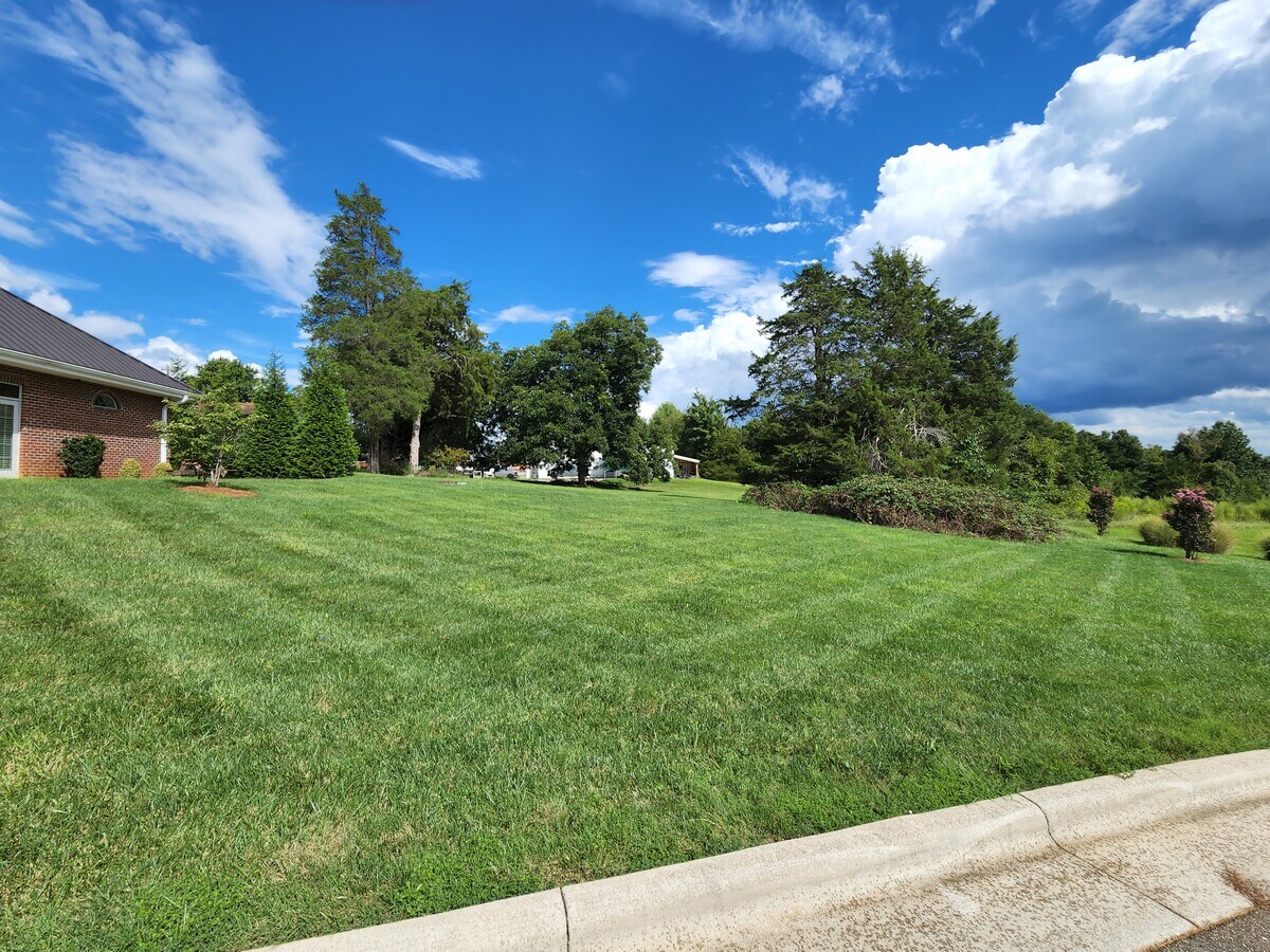 4905 Auburn Rd, Summerfield, NC 27358 4905 AUBURN ROAD, SUMMERFIELD