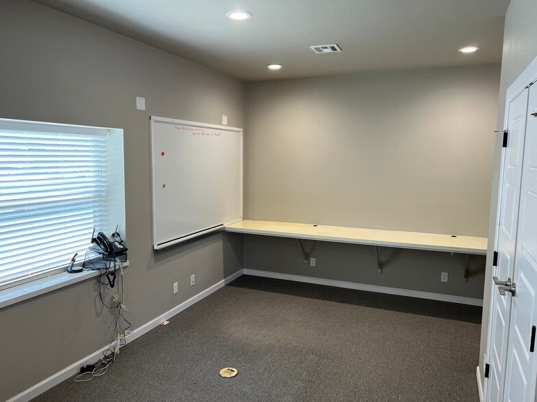 3450 W 151st St S, Kiefer, OK for lease - Building Photo - Image 3 of 18