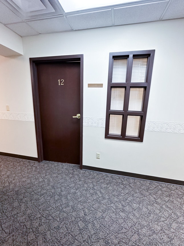 106 W Wilson St, Batavia, IL for lease Interior Photo- Image 1 of 3