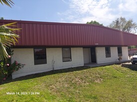 4005 N 56th St, Tampa FL - Warehouse