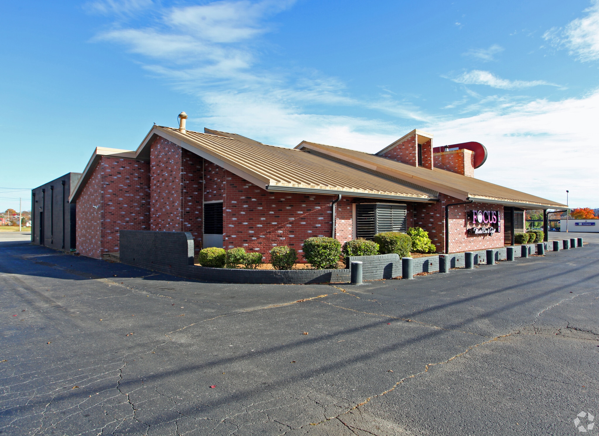 2020 Country Club Ave NW, Huntsville, AL for sale Building Photo- Image 1 of 11