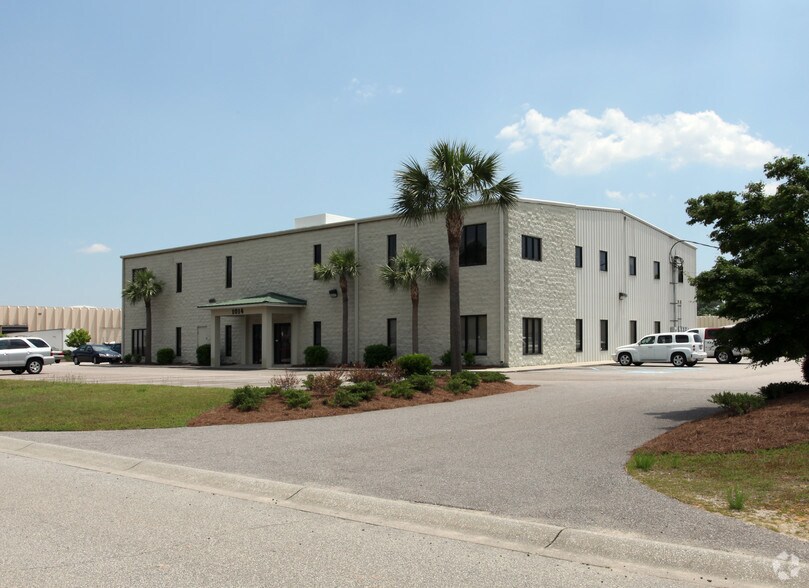 1014 Bankton Cir, Hanahan, SC for sale - Primary Photo - Image 1 of 1