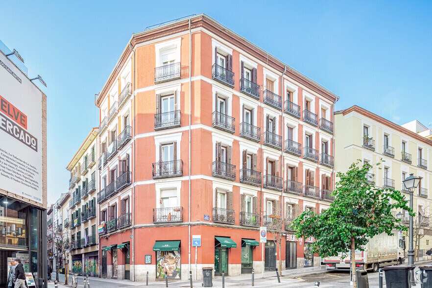 Calle de Augusto Figueroa, 22, Madrid, Madrid for sale - Building Photo - Image 2 of 2