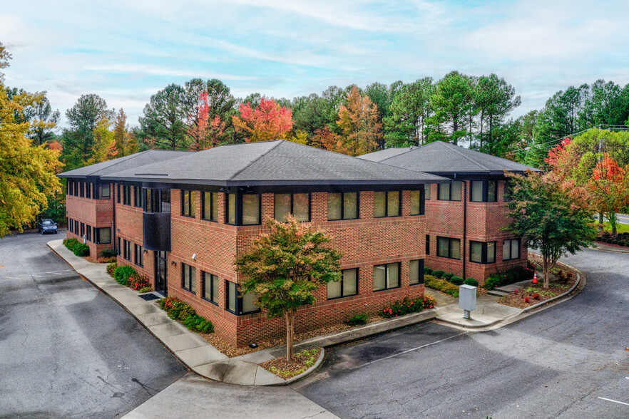 2222 Sedwick Rd, Durham, NC for lease - Primary Photo - Image 1 of 16