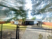 ±2,746 SF building on ±0.5 AC in Houston TX - Convenience Store