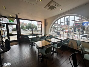 1057 Finchley Rd, London for lease Interior Photo- Image 2 of 5