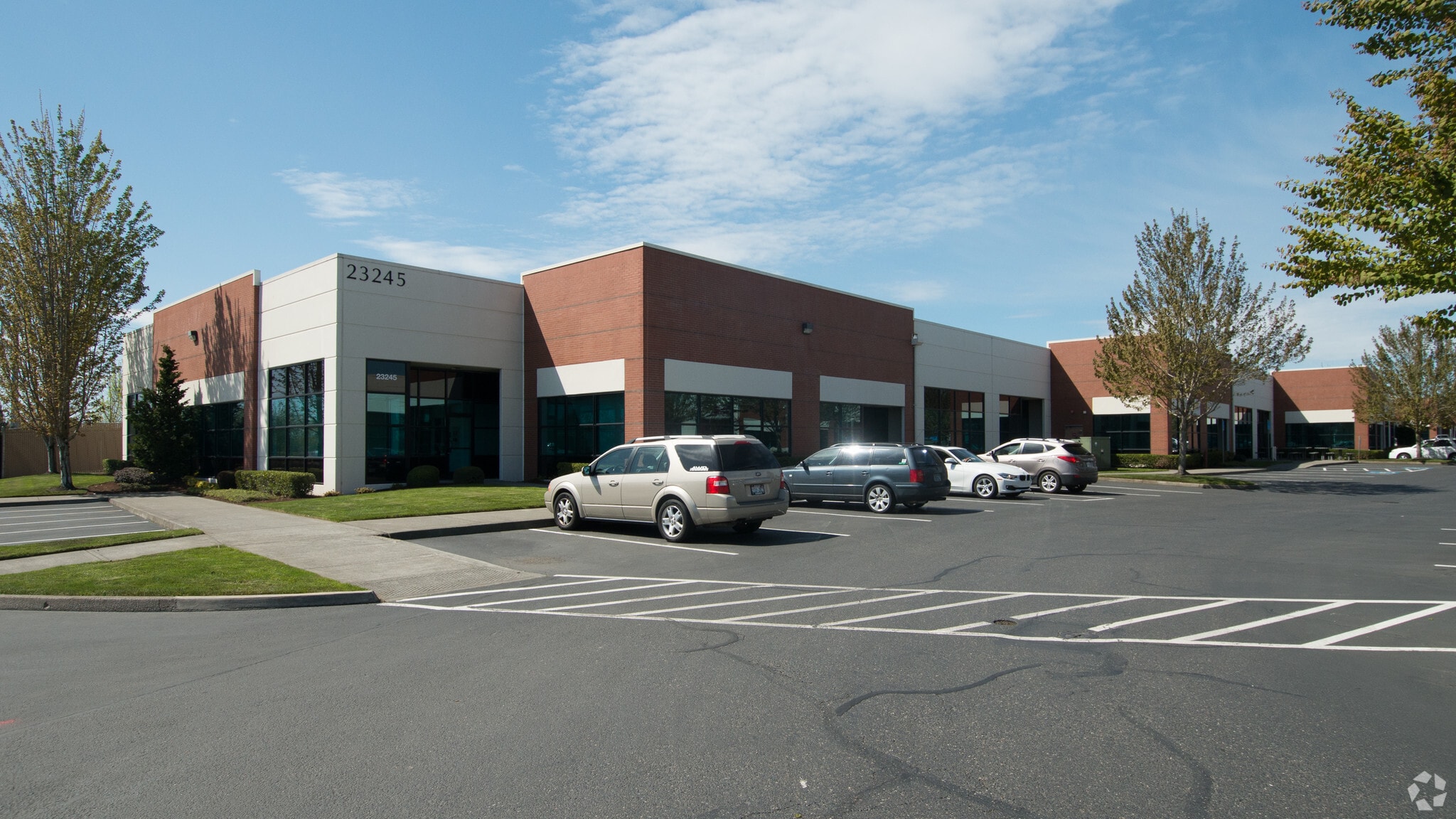 6327 NE Evergreen Pky, Hillsboro, OR for sale Primary Photo- Image 1 of 1