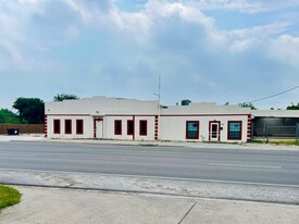 210 N Upshaw Blvd, Robstown TX - Commercial Kitchen