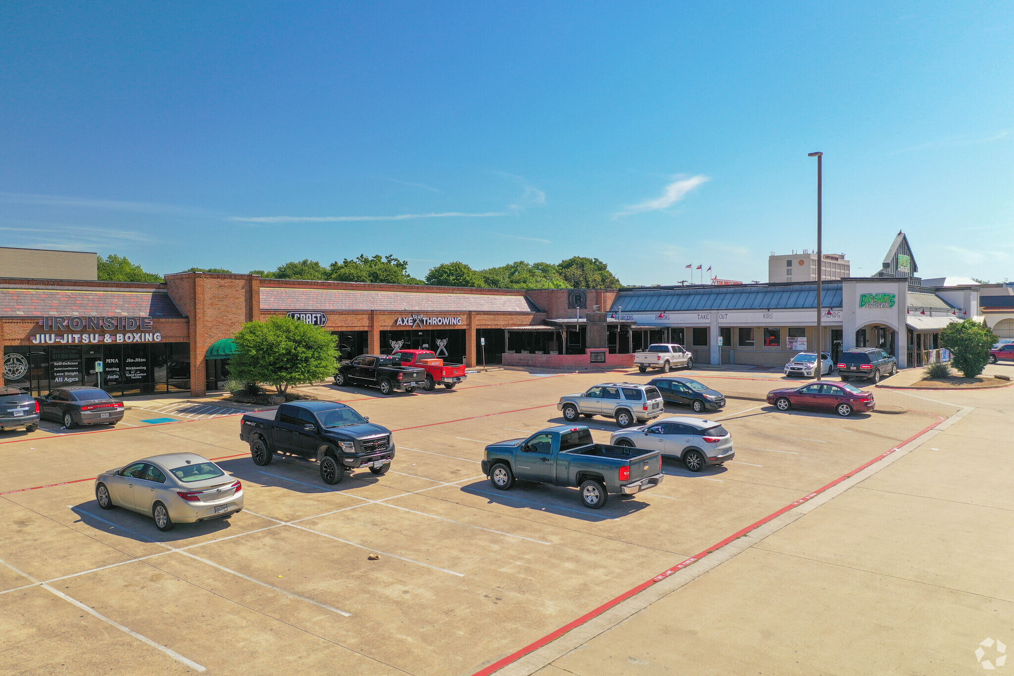 1701-1833 Airport Fwy, Bedford, TX for lease Building Photo- Image 1 of 13